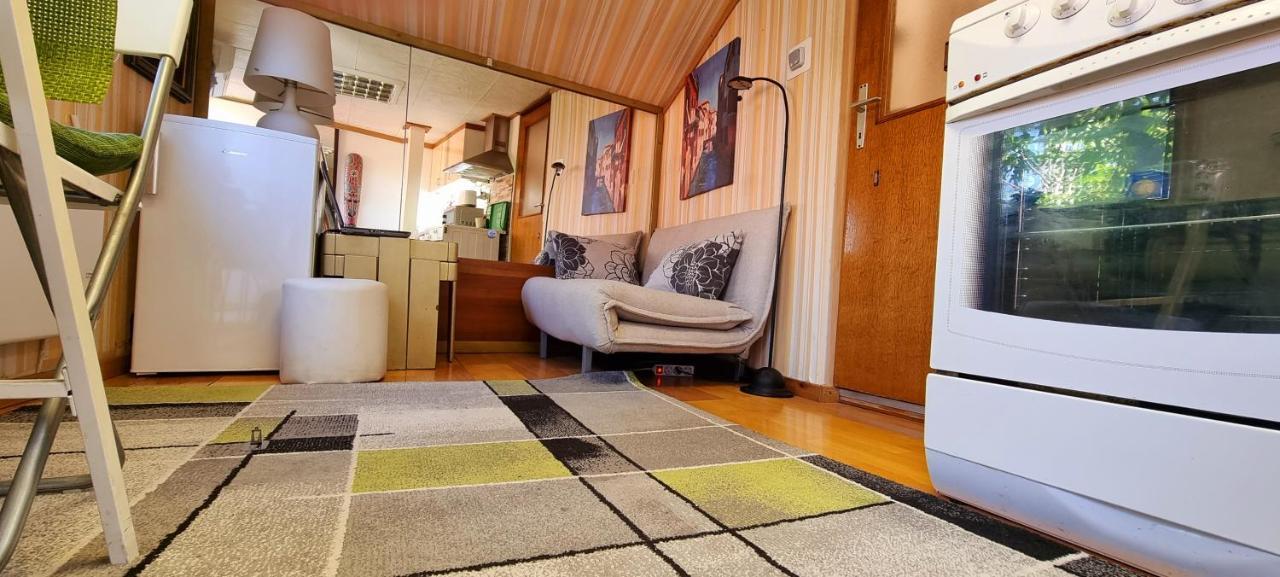 Apartment " Studio Green " Free Parking, Self Check-In ซาเกร็บ ภายนอก รูปภาพ