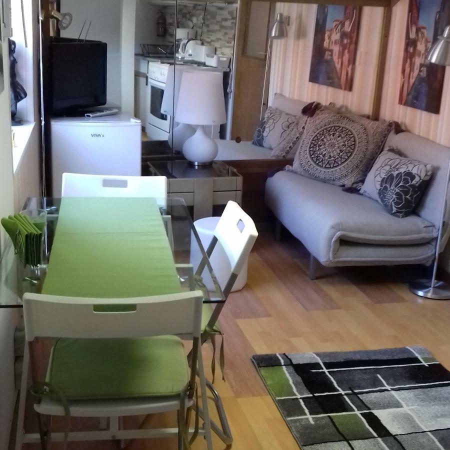 Apartment " Studio Green " Free Parking, Self Check-In ซาเกร็บ ภายนอก รูปภาพ