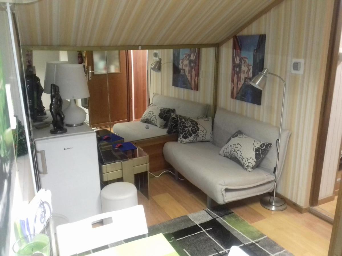 Apartment " Studio Green " Free Parking, Self Check-In ซาเกร็บ ภายนอก รูปภาพ